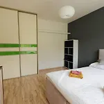 Moderny S Vlastnym Parkovanim V Blizkosti Prirody *