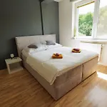 Moderny S Vlastnym Parkovanim V Blizkosti Prirody * ז'ילינה