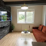 Moderny S Vlastnym Parkovanim V Blizkosti Prirody דירה ז'ילינה